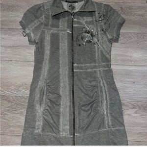 Green Short Sleeve Zip-Up Dress